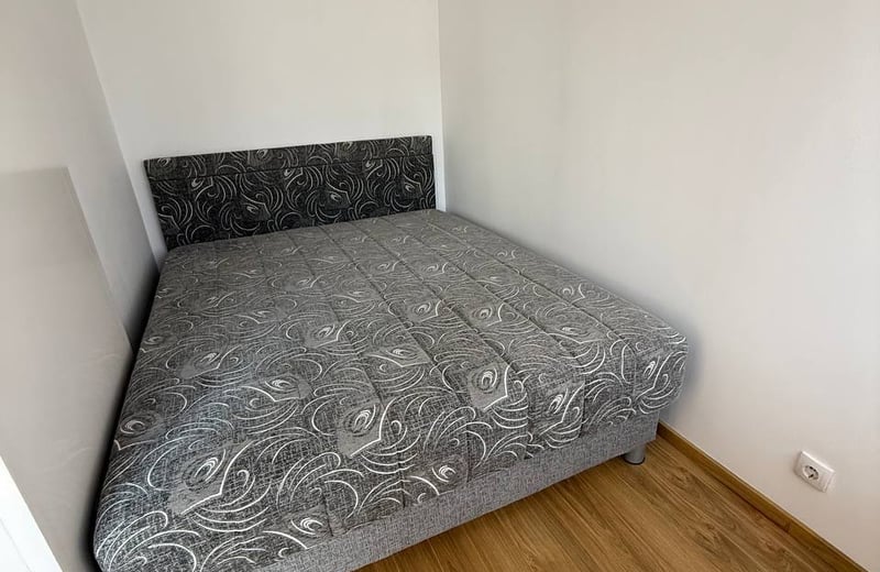 Alquiler de un espacioso apartamento de 2 habitaciones, 42 m², Nuevo Belgrado, Belgrado, Serbia